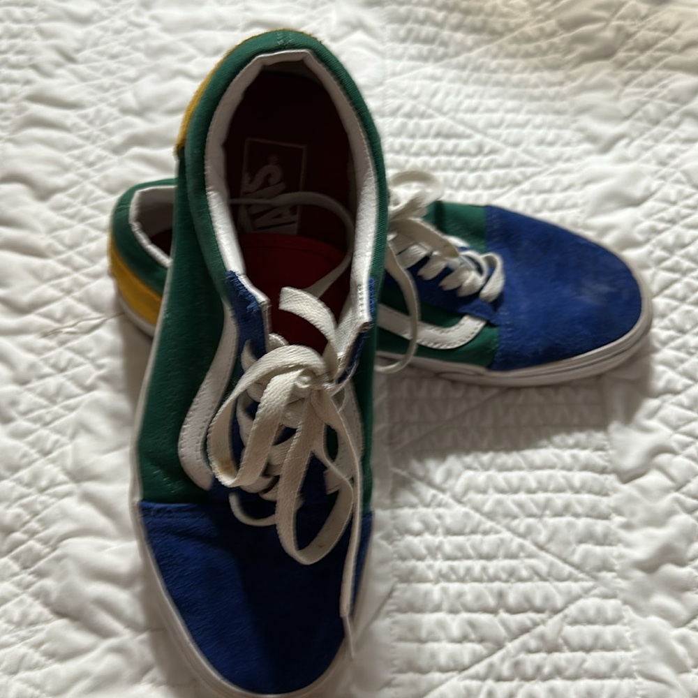 Colored vans - Picture 4 of 8